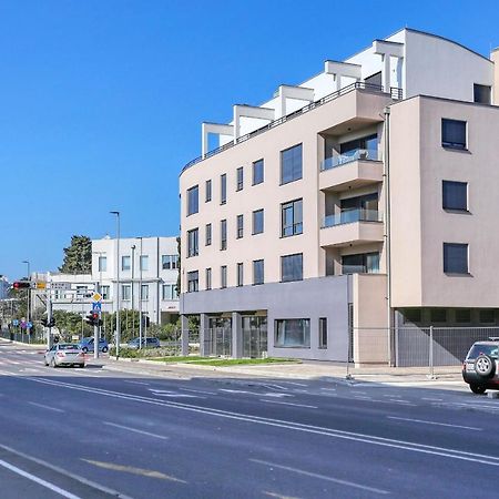 זאדאר Apartments Perla With Free Parking מראה חיצוני תמונה