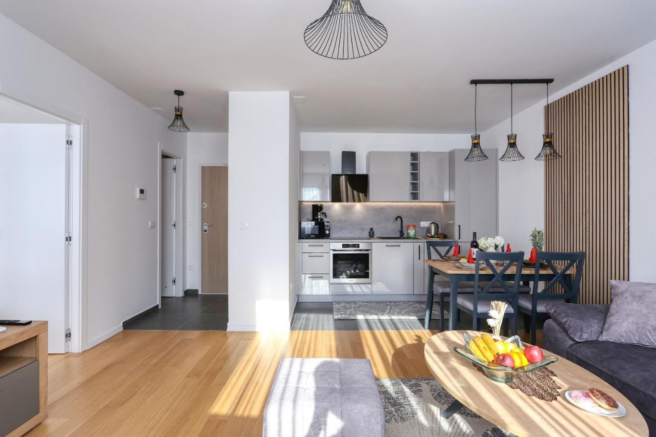 זאדאר Apartments Perla With Free Parking מראה חיצוני תמונה